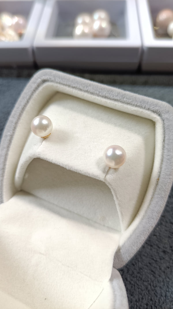 7-7.5mm Akoya sea water pearls 18K gold earring studs with certificate
